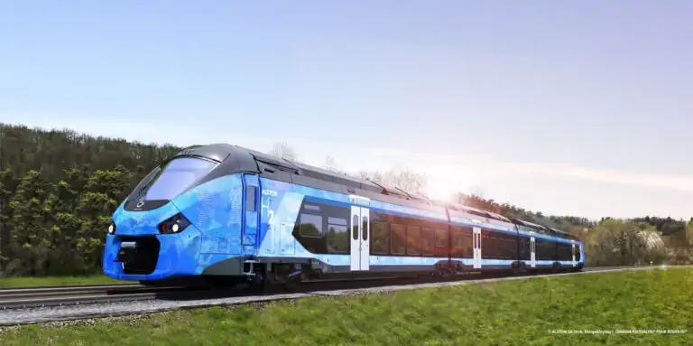 Romania Cancels Purchase of Hydrogen Trains, Redirects Funds to Highway Construction