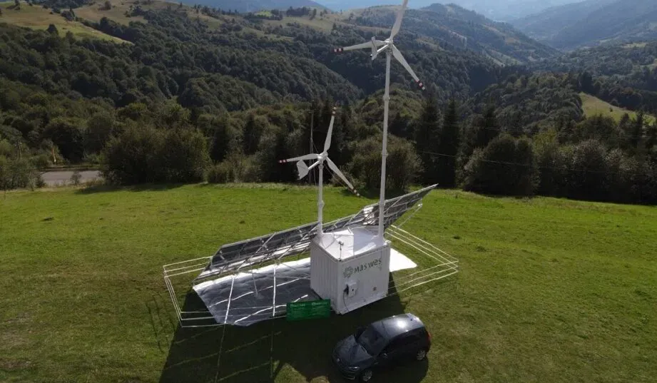 Ukrainian, Slovak Firms Unveil Mobile Renewable Energy Power Plant Prototype