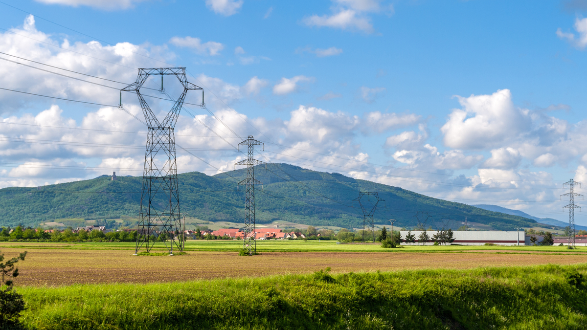 Romania targets €11.5 billion for energy network modernization, aims for 1.2 GW storage capacity by 2030