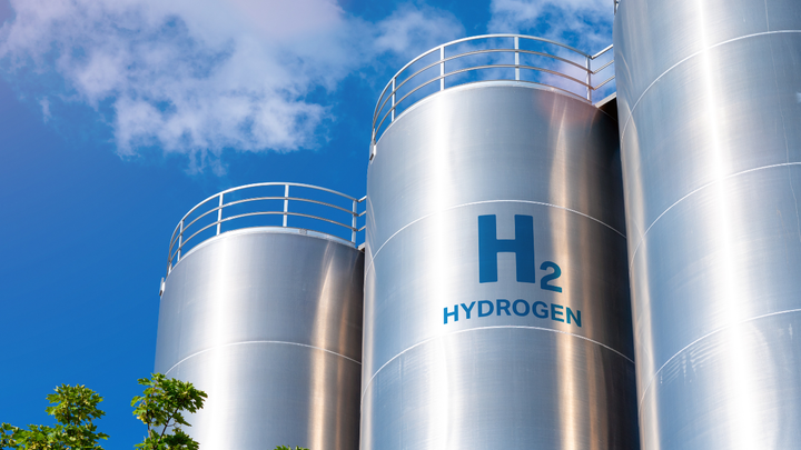 Ukraine Aims to Become Major Green Hydrogen Exporter to EU, Seeks $10 Billion Investment for Renewable Energy Expansion