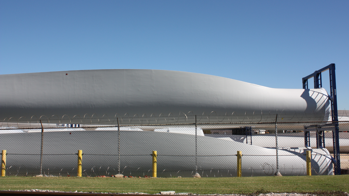 First Shipment of Windmill Components Arrives at Szczecin's Vestas Factory for Baltic Offshore Farms